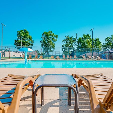Lofty Retreat & Paradise Pointe Branson Esterno foto